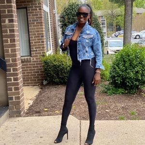 Meet your Posher, Jasmine